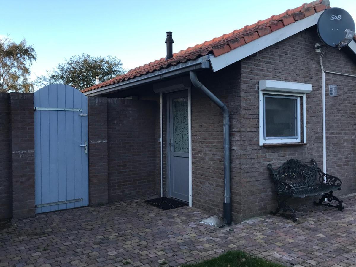 Bed and Breakfast Slapen Bij De Zeeuwse Lala IJzendijke Экстерьер фото