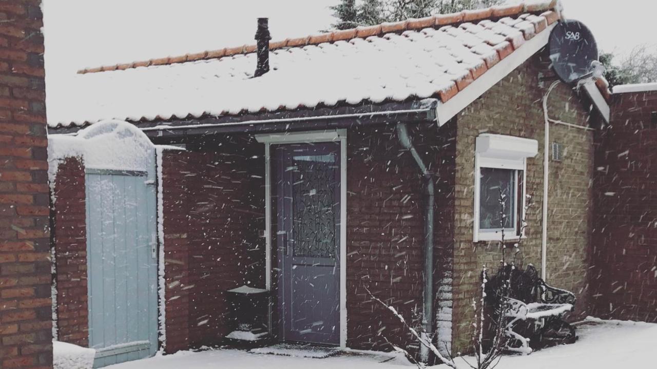 Bed and Breakfast Slapen Bij De Zeeuwse Lala IJzendijke Экстерьер фото
