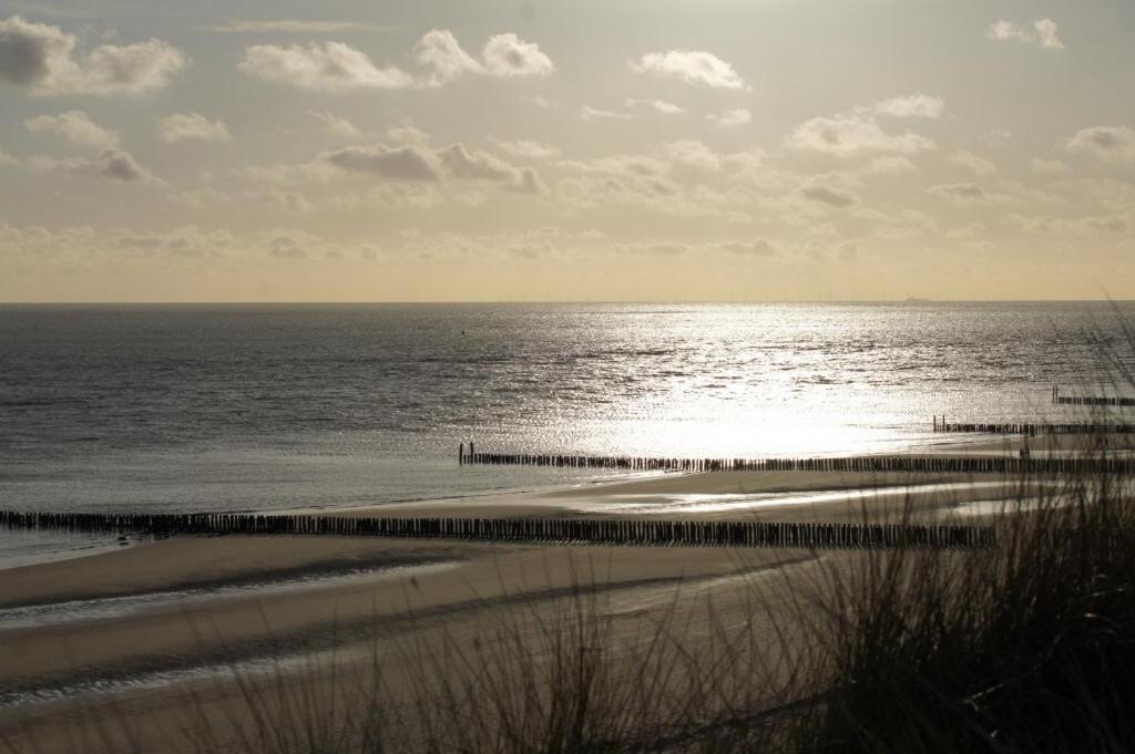 Bed and Breakfast Slapen Bij De Zeeuwse Lala IJzendijke Экстерьер фото
